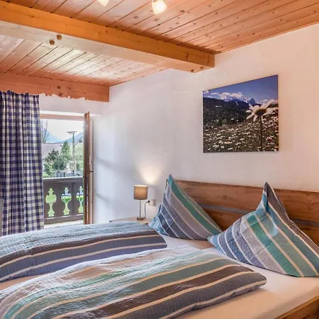 Haus Niklos - Wank Грайнау