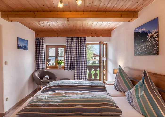 Апартаменты Haus Niklos - Wank *