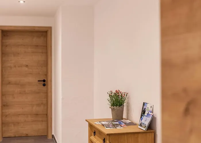 Апартаменты Haus Niklos - Wank